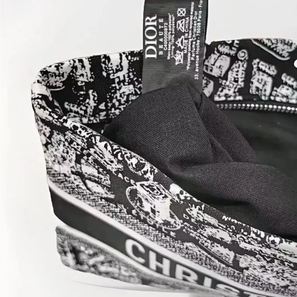 NIB CHRISTIAN DIOR Beauty Plan De Paris Map Makeup Bag Novelty GWP Pouch Clutch - Picture 4 of 6